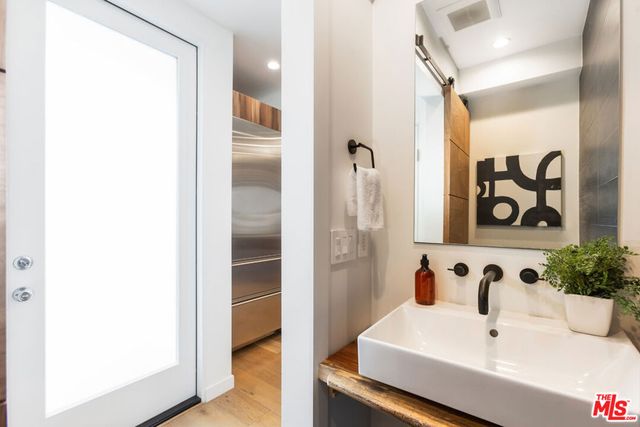 11337 Pearl Street, Los Angeles, CA 90064