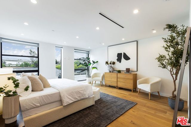 11337 Pearl Street, Los Angeles, CA 90064