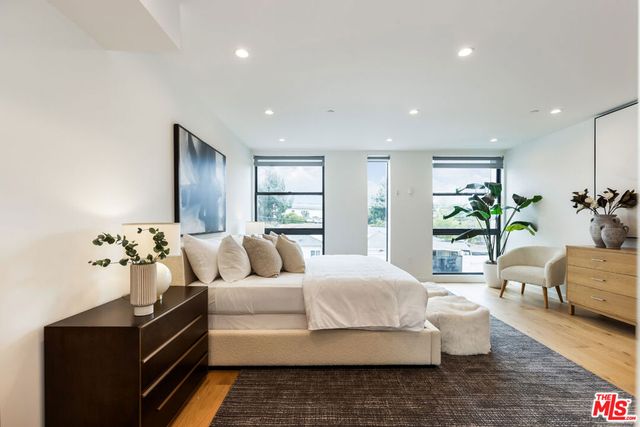 11337 Pearl Street, Los Angeles, CA 90064