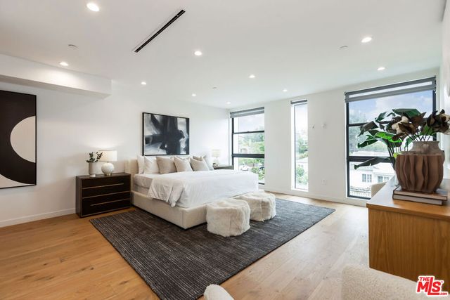 11337 Pearl Street, Los Angeles, CA 90064