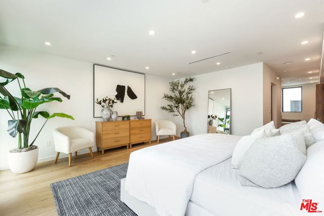 11337 Pearl Street, Los Angeles, CA 90064