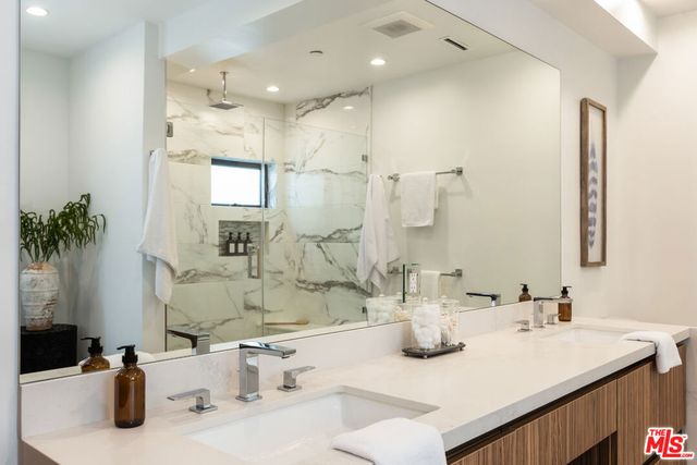 11337 Pearl Street, Los Angeles, CA 90064