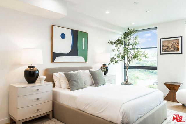 11337 Pearl Street, Los Angeles, CA 90064