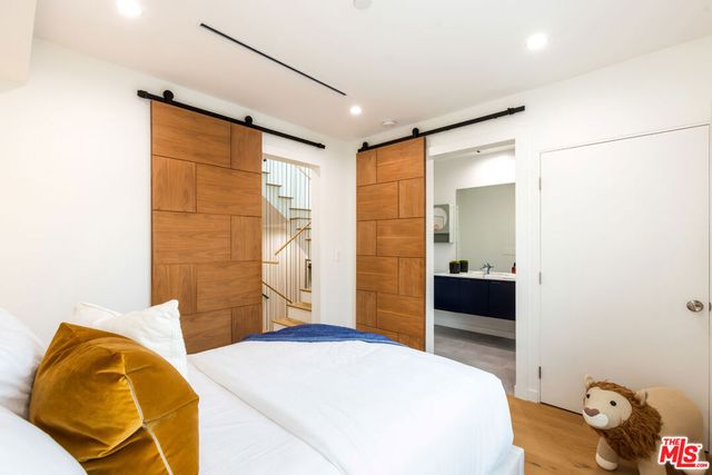 11337 Pearl Street, Los Angeles, CA 90064