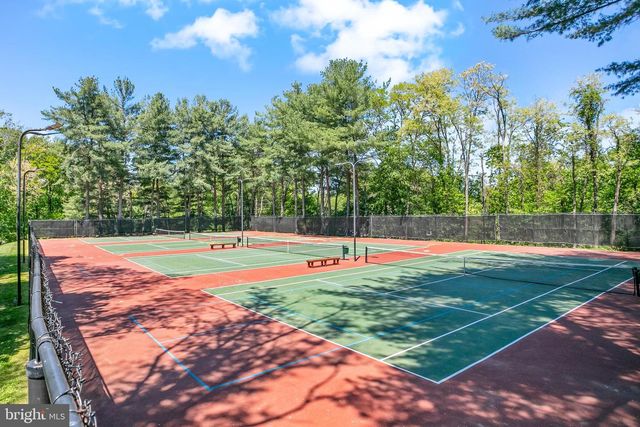 10103 SASSAFRAS WOODS CT, Burke, VA 22015
