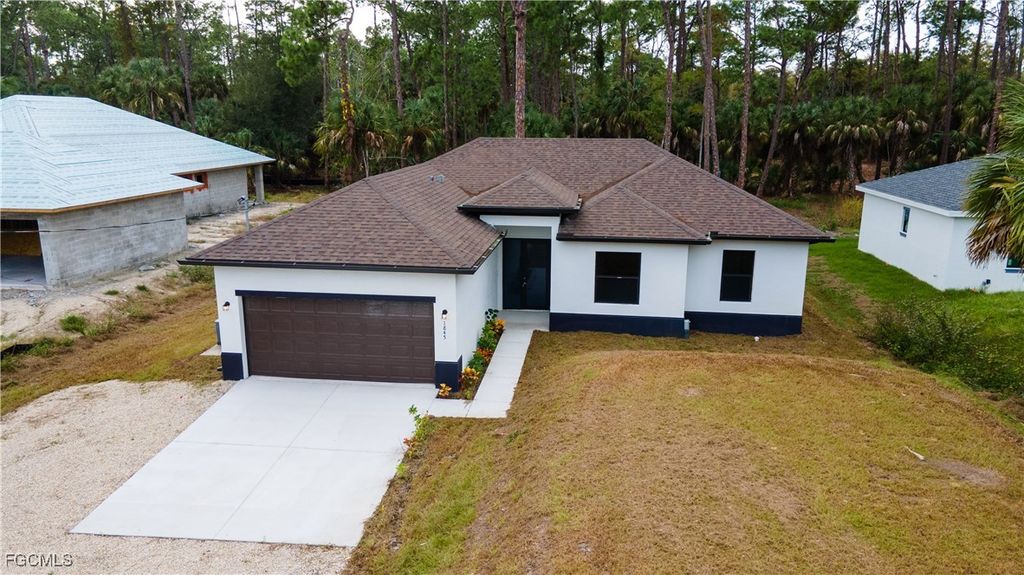 1845 Della DR, Naples, FL 34117
