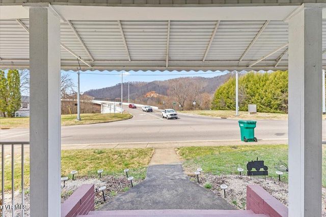 752 North Main Avenue, Erwin, TN 37650