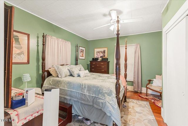 752 North Main Avenue, Erwin, TN 37650