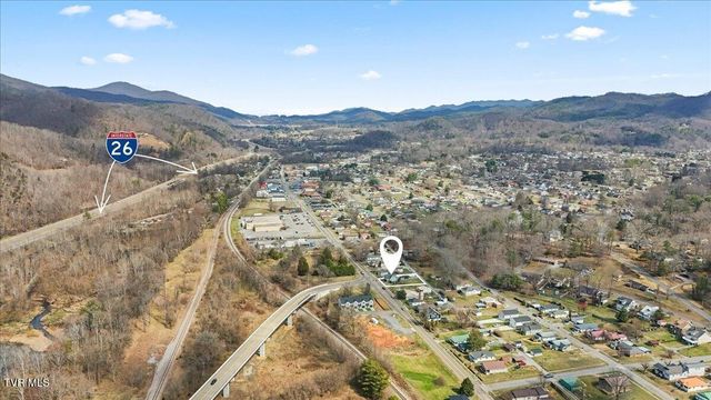 752 North Main Avenue, Erwin, TN 37650