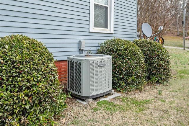 752 North Main Avenue, Erwin, TN 37650