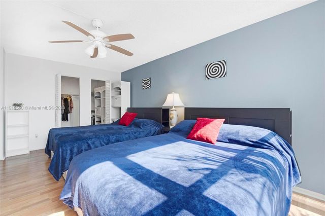 1000 Parkview Dr 518, Hallandale Beach, FL 33009