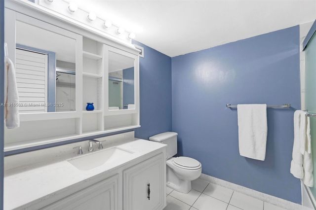 1000 Parkview Dr 518, Hallandale Beach, FL 33009