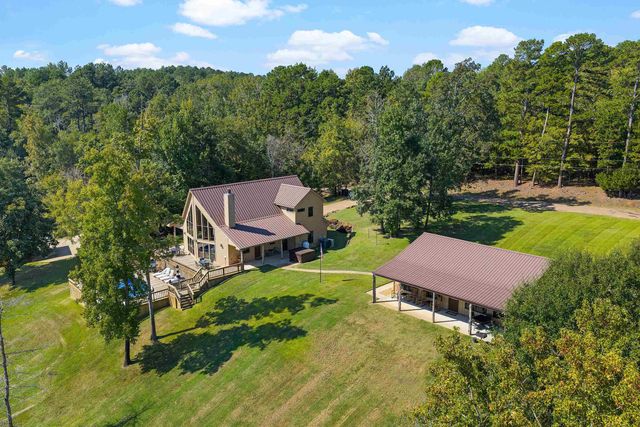 1301 & 1285 S Lake Drive, Gladewater, TX 75647