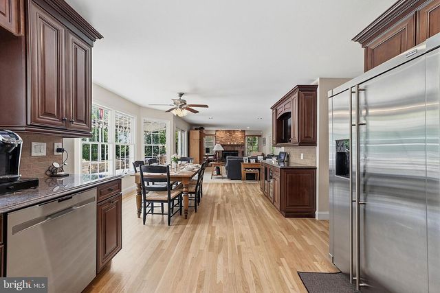 18 DANTE RD, Monroe Township, NJ 08831