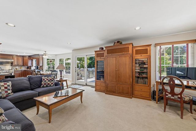 18 DANTE RD, Monroe Township, NJ 08831