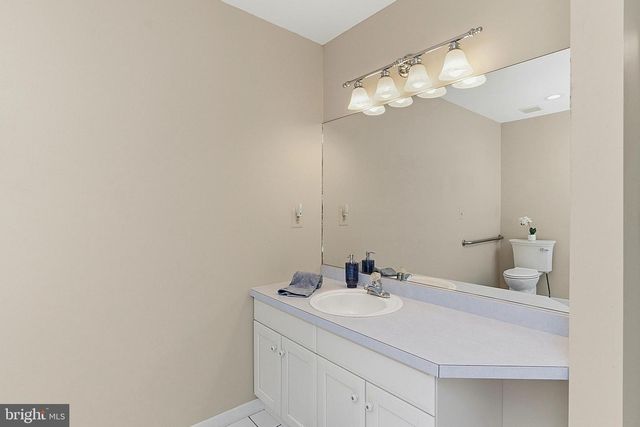 18 DANTE RD, Monroe Township, NJ 08831
