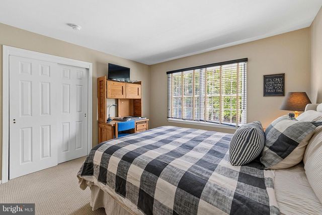 18 DANTE RD, Monroe Township, NJ 08831