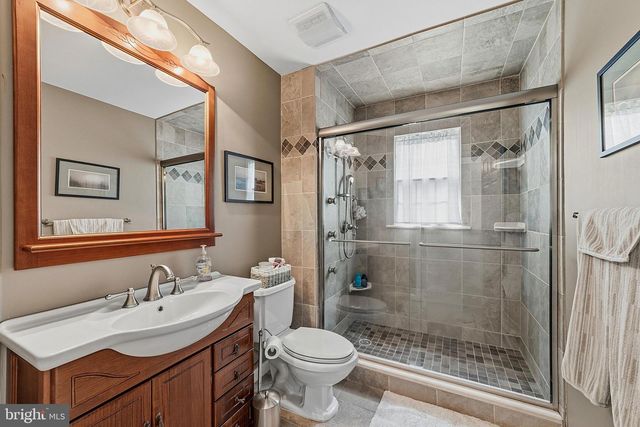 18 DANTE RD, Monroe Township, NJ 08831