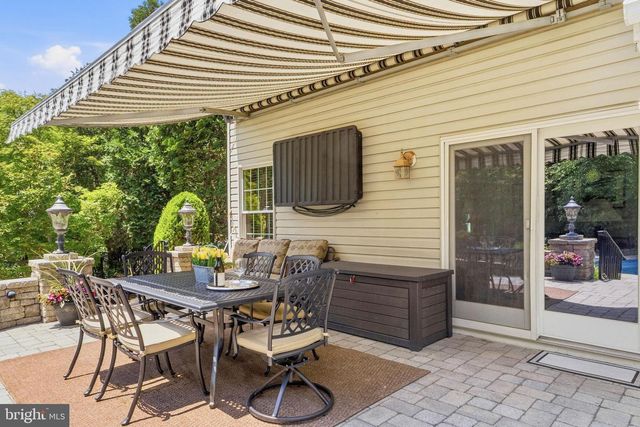 18 DANTE RD, Monroe Township, NJ 08831
