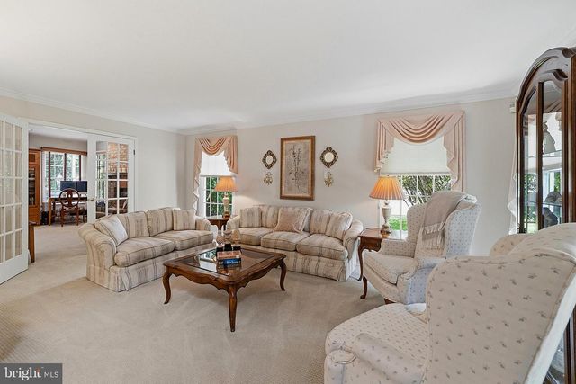 18 DANTE RD, Monroe Township, NJ 08831