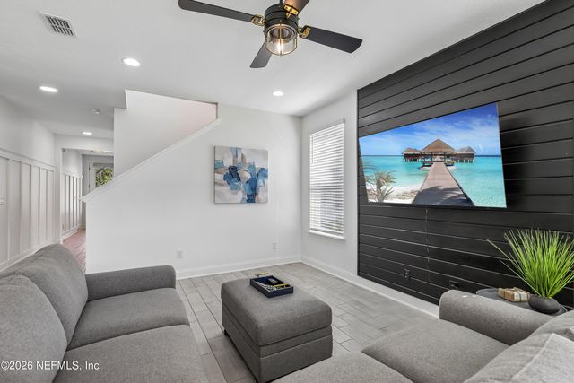 58 KEENELAND Road, St. Johns, FL 32259