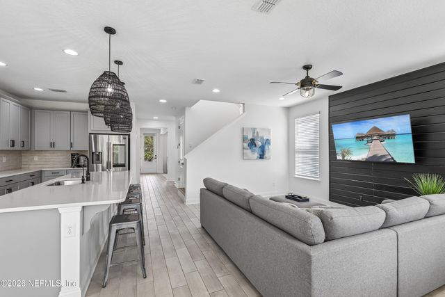 58 KEENELAND Road, St. Johns, FL 32259
