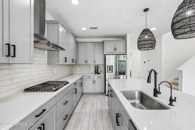 58 KEENELAND Road, St. Johns, FL 32259