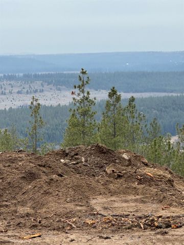 4699 W Landon Ln, Spokane, WA 99208