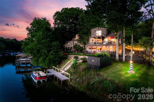 27056 Catamaran Drive, Tega Cay, SC 29708