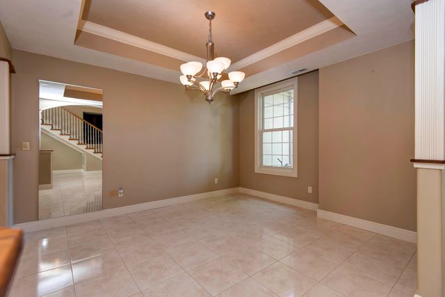 2938 W Oakhaven Lane, Springfield, MO 65810