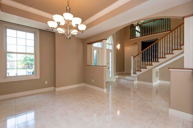 2938 W Oakhaven Lane, Springfield, MO 65810