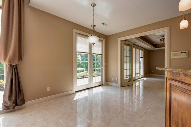 2938 W Oakhaven Lane, Springfield, MO 65810