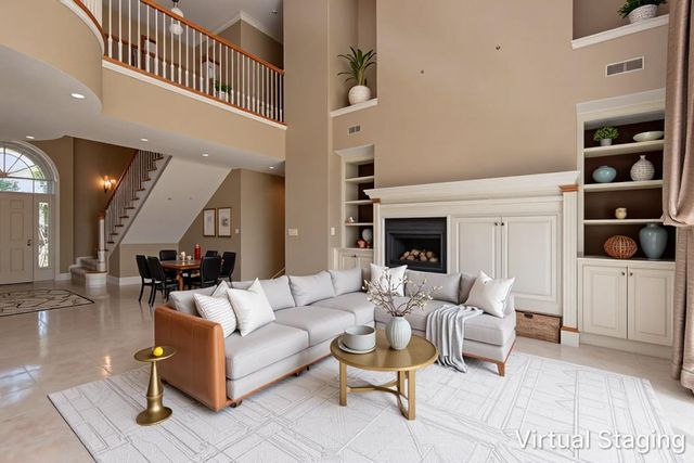 2938 W Oakhaven Lane, Springfield, MO 65810