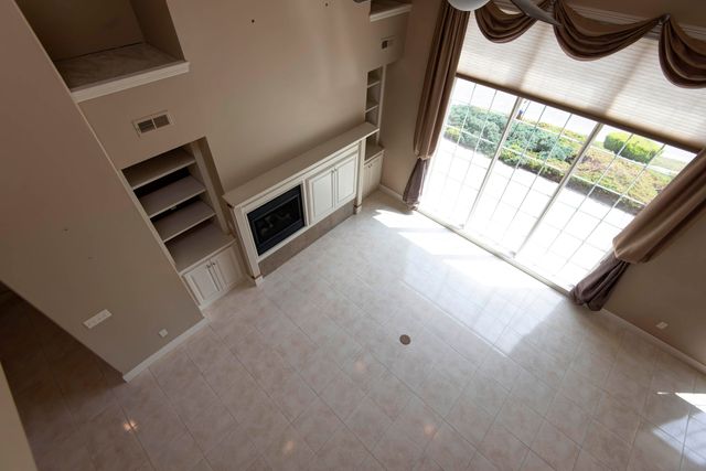 2938 W Oakhaven Lane, Springfield, MO 65810