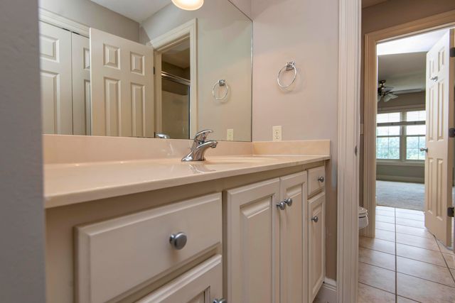2938 W Oakhaven Lane, Springfield, MO 65810