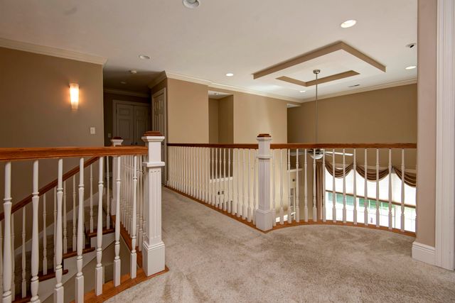 2938 W Oakhaven Lane, Springfield, MO 65810