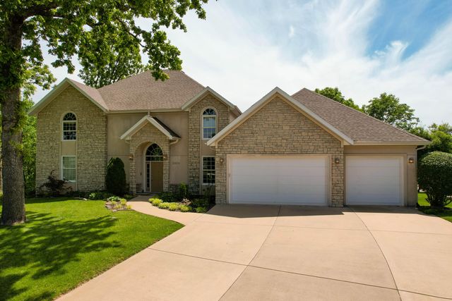 2938 W Oakhaven Lane, Springfield, MO 65810