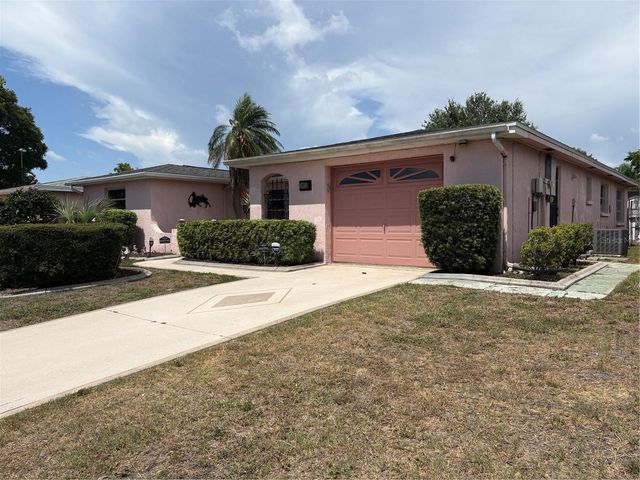 10032 BRUNSWICK LANE, Port Richey, FL 34668