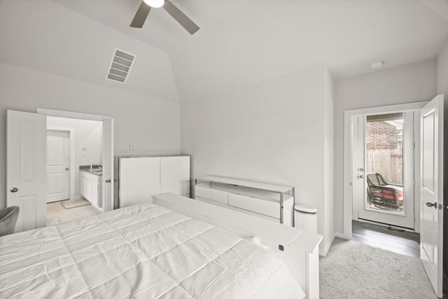 5010 Chestnut Orchard Drive, Houston, TX 77066