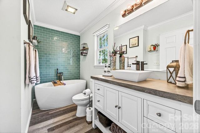 100 Victoria Springs Drive, Flat Rock, NC 28731