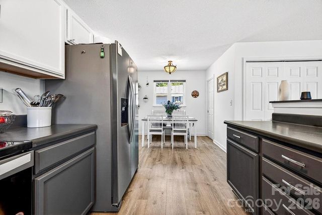 100 Victoria Springs Drive, Flat Rock, NC 28731