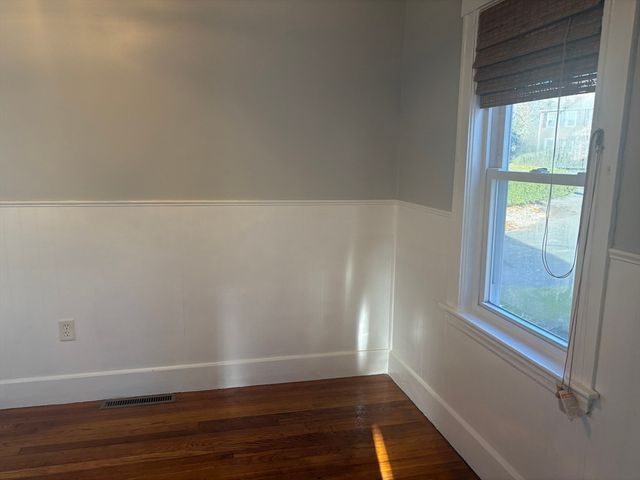 16 Orleans Road, Weymouth, MA 02188