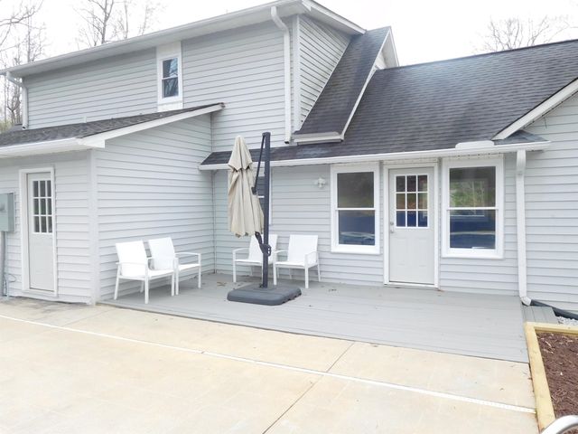 154 Whispering Pines Road Road, Gaffney, SC 29341