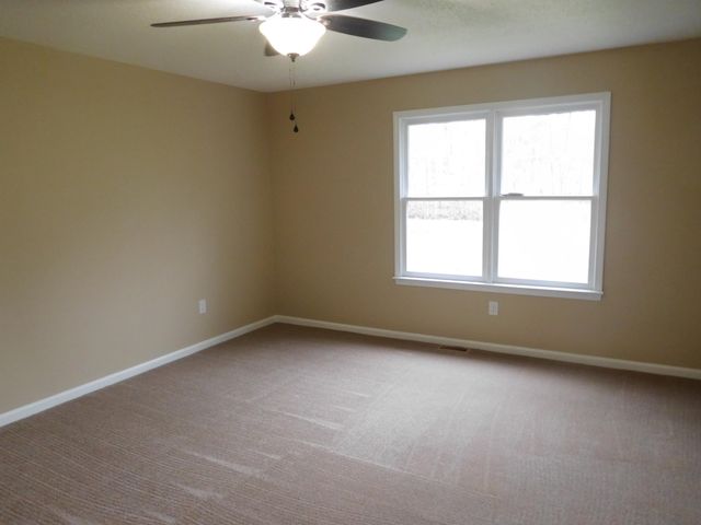 154 Whispering Pines Road Road, Gaffney, SC 29341