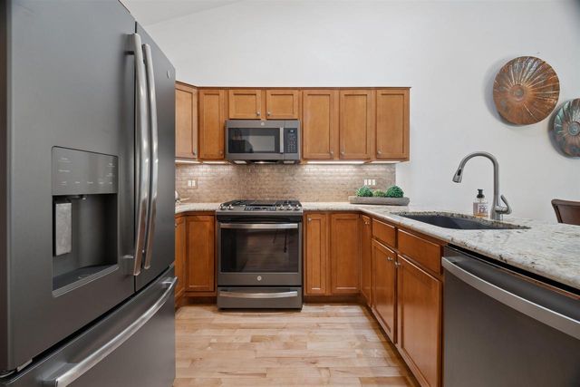 4490 W TRASINO WAY, Appleton, WI 54913