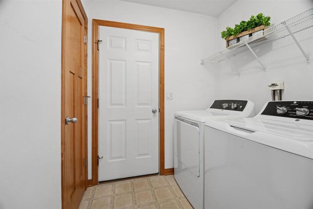 4490 W TRASINO WAY, Appleton, WI 54913