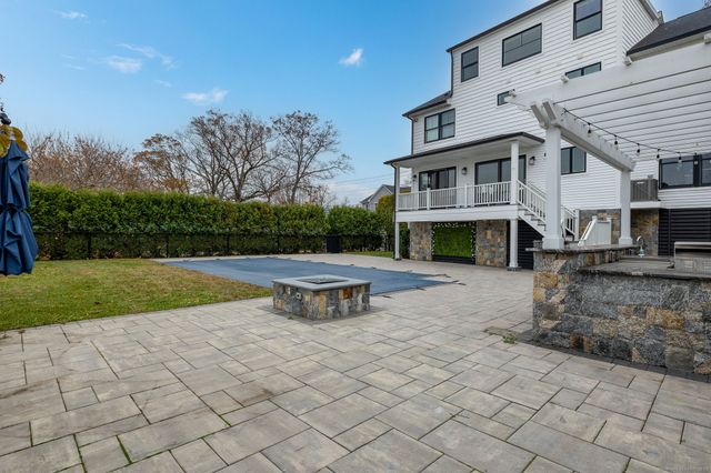 783 Reef Road, Fairfield, CT 06824