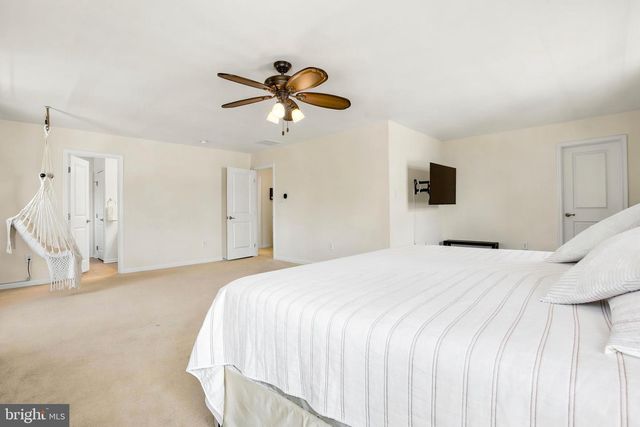 120 MARISA LN, Gilbertsville, PA 19525