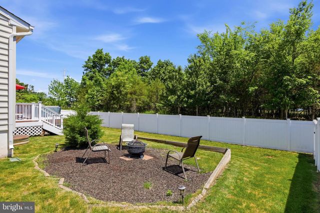 120 MARISA LN, Gilbertsville, PA 19525