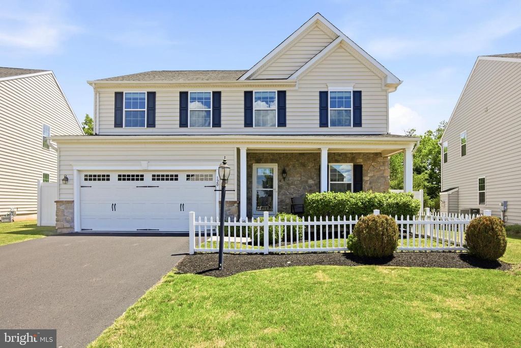120 MARISA LN, Gilbertsville, PA 19525